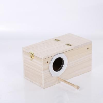 China Breathable Eco-friendly Garden Wooden Bird Nest Birds Breeding Pet Cages Houses for sale