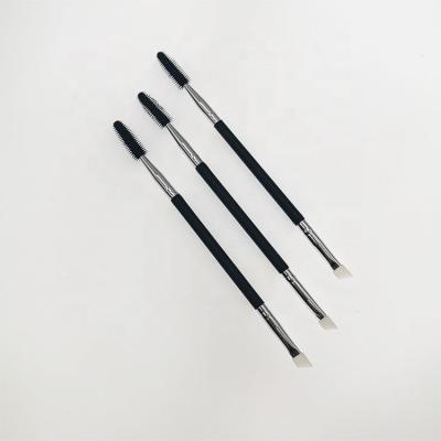 China Angular Blush Custom Logo Bestselling Double Head Eyelash Brush Wooden Eyebrow Silicon Eyeliner Brush for sale