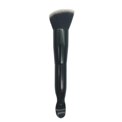 China Smudge Brush Factory Direct Sale Foundation Cutting Powder Brush Can't Sweep Handheld Brush with Black Plastic Handle with Spoon for sale