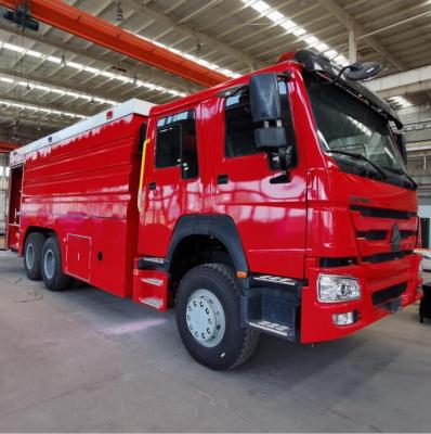 China Brand new Sinotruk Howo foam dry powder fire fighting truck sinotruck 4X2 6x4 8X4 Howo water foam fire fighting truck 11054*2500*3540 for sale