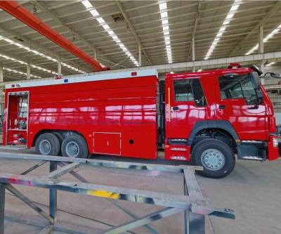 China sinotruck SINOTRUK HOWO 6x4 8x4 water tower fire truck water foam tanker fire fighting truck 11054*2500*3540 for sale