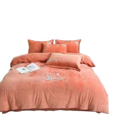 China Nondisposable lightweight luxury baby fleece embroidered flower four-piece set pillow besheet set for sale