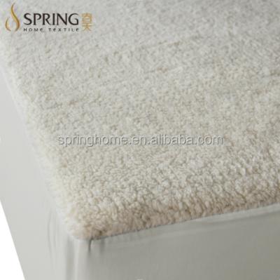 China Sherpa home mattress cover, wool like mattress protector, soft mattress cover for sale