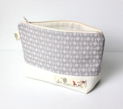 China 2021 Canvas Fashion Promotion Custom Trend Small Beautiful Cotton Make Up Bags Cosmetic Bag for sale