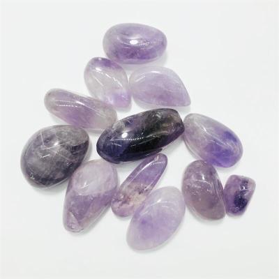 China China Wholesale Crystal Stones Natural Amethyst Palm Stone Polishing Light Purple Crystals Hand Set Healing Stones for sale