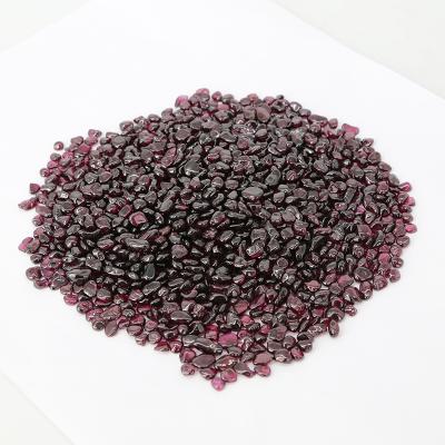 China China Wholesale Natural Garnet Gravel Quartz Crystal Crushed Chips Stone Tumbled Rocks Healing for sale