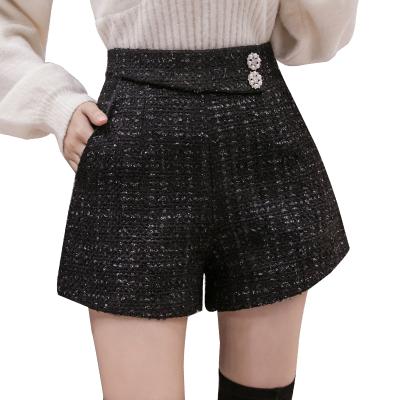 China New Arrivals Wholesale QUICK DRY Woolen Women's Shorts Autumn And Winter Pants Ladies Stylish Plaid Shorts Woolen Cotton for sale