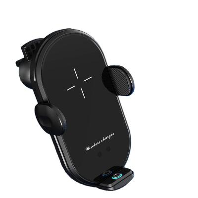 China Universal Smart Sensor Phone Holder 10W Qi Car Charger Phone Holder Magnetic Fast Charging Wireless Duct Mount For All Mobile Phones for sale