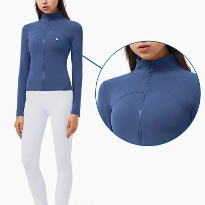 China New Line Breathable Charm Chest Bodycon Yoga Running Sports Jackets Long Sleeved Zipper Gym Sports Jackets Women for sale