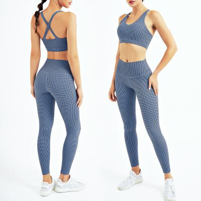 China Wholesale Breathable Plaid Cross Back Crop Sports Set Sports Yoga Women Gaiters Top Fitness Bra Wear Butt Compression Pants Gym Yoga Set for sale