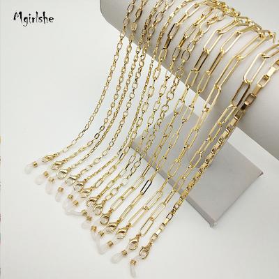 China Fashoin Fashoin Mgirlshe Form 2021 Sunglasses Masking Necklaces For Women Gold Face Pearl Necklace Chains Masking Holder for sale