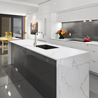 China Anti-pollution Horizon Calacatta White Veins Quartz Surface Artificial Marble Slabs For Family Kitchen Table for sale