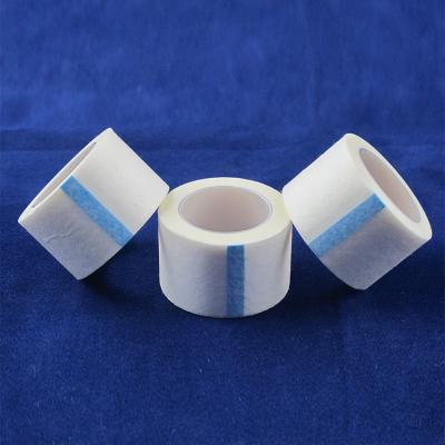 China Medical safety Non-woven Hot Melt Adhesive Bonded Tape 2.5cm*10yds for sale