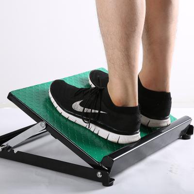 China Non-slip Adjustable Home Workout Squatting Equipment Stretching Oblique Board for sale