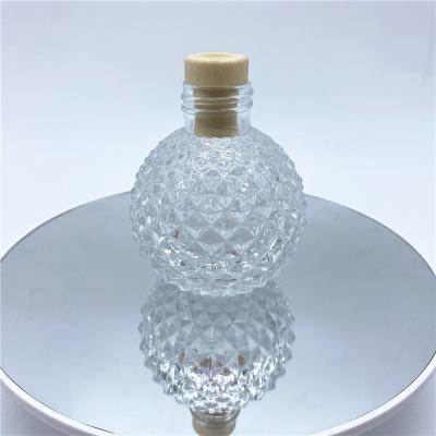 China Personal Care High Quality Pineapple Shape Clear Glass Aroma Diffuser Bottles Perfume Reed Diffuser Perfume Glass Bottle With Screw Cap for sale