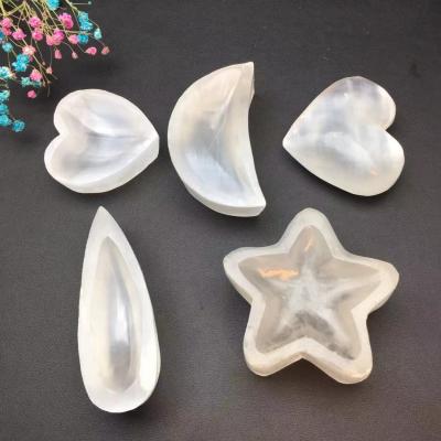 China China Wholesale Natural White Gypsum Carving Energy Healing Clear Quartz Ashtray Selenite Bowl for sale