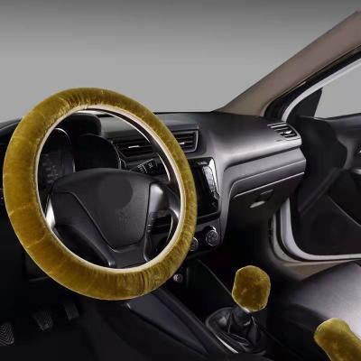 China Perfectly Fit Fur Steering Wheel Cover Exquisite Hand-stitched Hand-stitched Steering Wheel Cover for sale