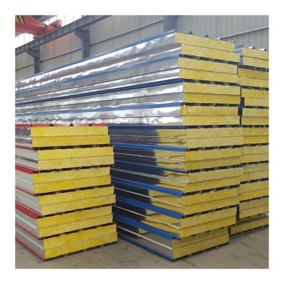 China Modern Chinese Manufacturer Wall And Roof Fire Proof Insulated Glass Wool Sandwich Panel With Best Price for sale