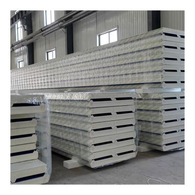 China Modern Hot Selling Fireproof Insulation Polyurethane / Pu Foam Sandwich Insolated Roof Panels for sale