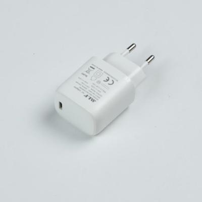 China Quick Charger Type C 20W PD Charger with EU, US, AU, UK Plug for iPhone 12, Tablet, Samsung for sale