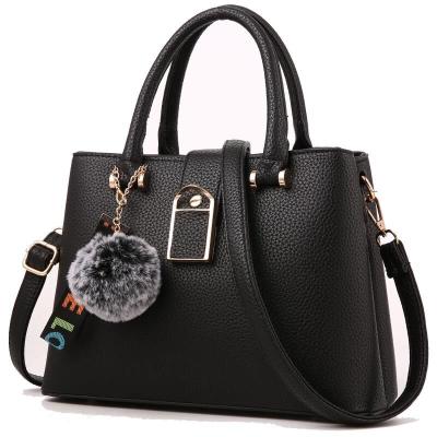 China 2021 new fashion single handbag shoulder bag fashion lychee fur ball pendant female cross - body bag for sale