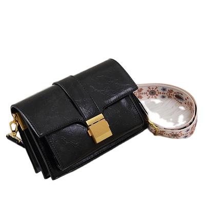 China New PU Artificial Leather Retro Small Messenger Small Square Bag Solid Color Single Shoulder Bag for sale