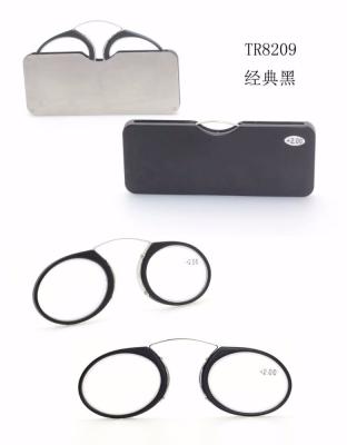 China Reading glass EUGENIA fashional designed mini armless wallet reading glasses for sale