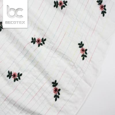 China 2021 Viable New 100% Cotton Embroidery Floral Embroidered Fabric for sale