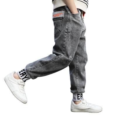 China Breathable Boutique Jeans Boys Skinny Fit Denim Pants For Babies for sale