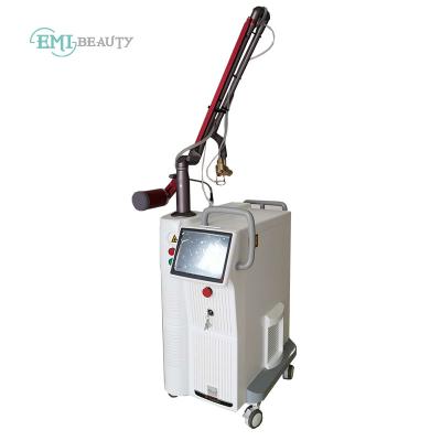 China Low Best Price 10600nm CO2 Partial Laser Whitening For Acne Scar Removal CO2 Laser Machine for sale