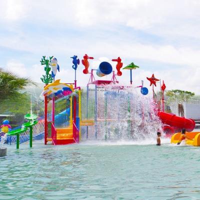 China Fiberglass Spray Park Equipment With Straight Slide Erosion Resistant for sale