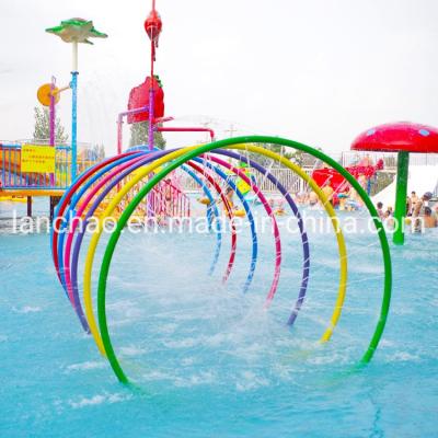 China Waterpark Indoor Splash Pad Equipment Glasvezel Kleurrijke Regenboog Ring Te koop