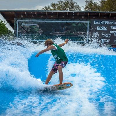 Cina Parco acquatico giochi surfboard attrezzature per parco acquatico disegno personalizzato in vendita