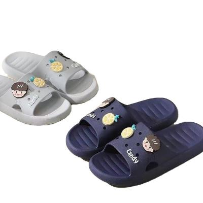 China Beach Shoes Good Quality Bathroom Slippers Cheap Cloud Non-Slip Flip Flops For Men And Women Sandals Fashion Soft Bottom EVA Indoor Slippers for sale