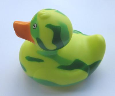 China Custom designer PVC duck bathroom cartoon TOYS gifts for kids or promotion for sale