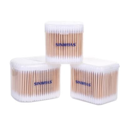 China Double-end 2019 professional made cleaning wooden cotton swab stick disposable cotton swab sticks bud for sale