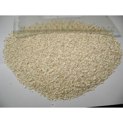 China Sushi Factory Supply Best Quality 16-42mesh Dried Dehydrated Horseradish Granules for sale