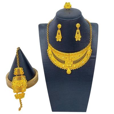 China FASHIONABLE Jewelry Wedding 24K Fine Gold Plated Women Jewelry Set Classic Gift Zinc Alloy Necklace for sale