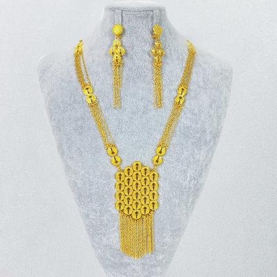 China New Fashion 2021 TRENDY Round Keyhole Long Necklace Set Shopping Wedding Party 24K Gold for sale