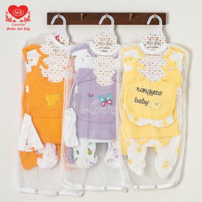 China Breathable HY-100 8 pcs set 100% Cotton Baby Clothes  0-9 Month Cartoon printing Newborn Infant Baby Boy Girl Layette Sets for sale