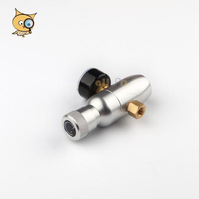 China ALL IN Base Bar System Hot Selling Tapping Home Brew Barrel Vibrator Dispenser Coupler Use CO2 Dual Stage Secondary Regulator GB0301 for sale