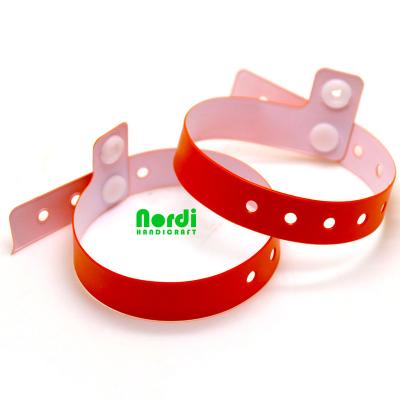 China New Design Waterproof Festival Event Wristband Vinyl Custom Plastic Wristband With Printed Logo for sale