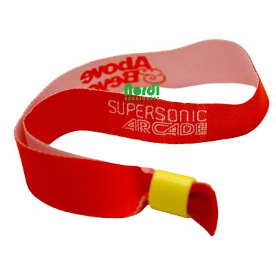 China Easy To Use And View Safe Single Use Plastic Wrist Band Button High Woven Festival Cloth Wristband For Promotion for sale