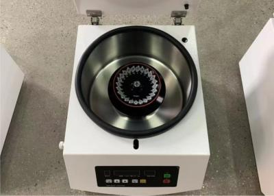 China Tabletop bench Low Speed Large Capacity Refrigerated Centrifuge Centrifugal Machine for sale