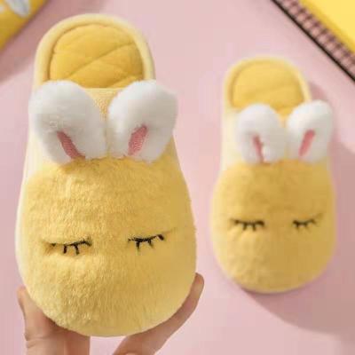 China Warm Unisex Cute Animal Head Cartoon Fur Anti-odor Children Bedroom Winter Plush Indoor Slippers For Children for sale