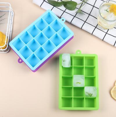 China Sustainable 15Grids Ice Tray Mold With Lid Silicone Ice Maker Ice Cube Maker for sale