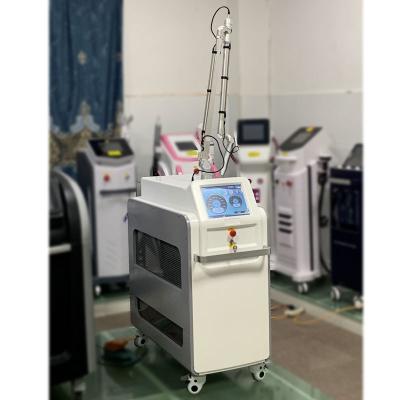 China Anti-Puffiness Laser Diode Picosecond Picosecond ND YAG Laser Scar Tattoo Removal Q Switched Safe Machine for sale