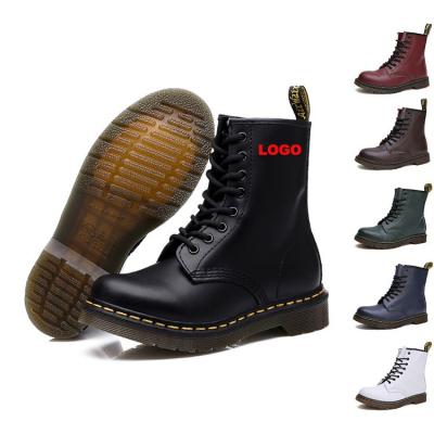 China Insulative 2021 Fashion Large Size Outdoor Couple Shoes Designer Casual Leather Mens Ankle Boots Motorcycle Boots Custom Made for sale