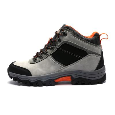 China Outdoor Hiking Shoes Mens Leather One Piece Brace Comfortable Hiking Shoes Men for sale