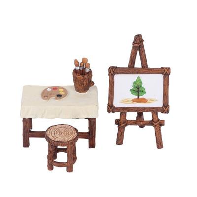 China Europe Resin handicraft easel set with beautiful small decorations for sale